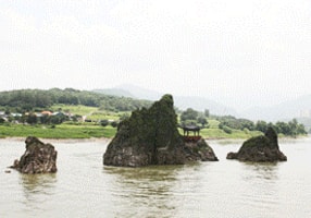 岛潭三峰